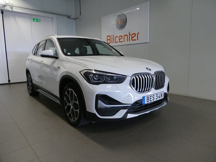 Bild 4 av BMW X1 xDrive25e xLine Automat-Navigation-Nyservad-SoV