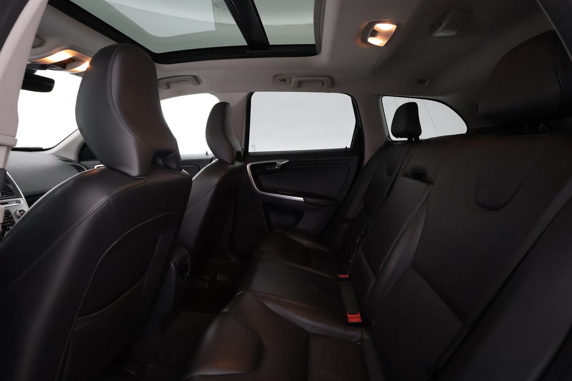 Volvo XC60 2017 - miniatyr 11