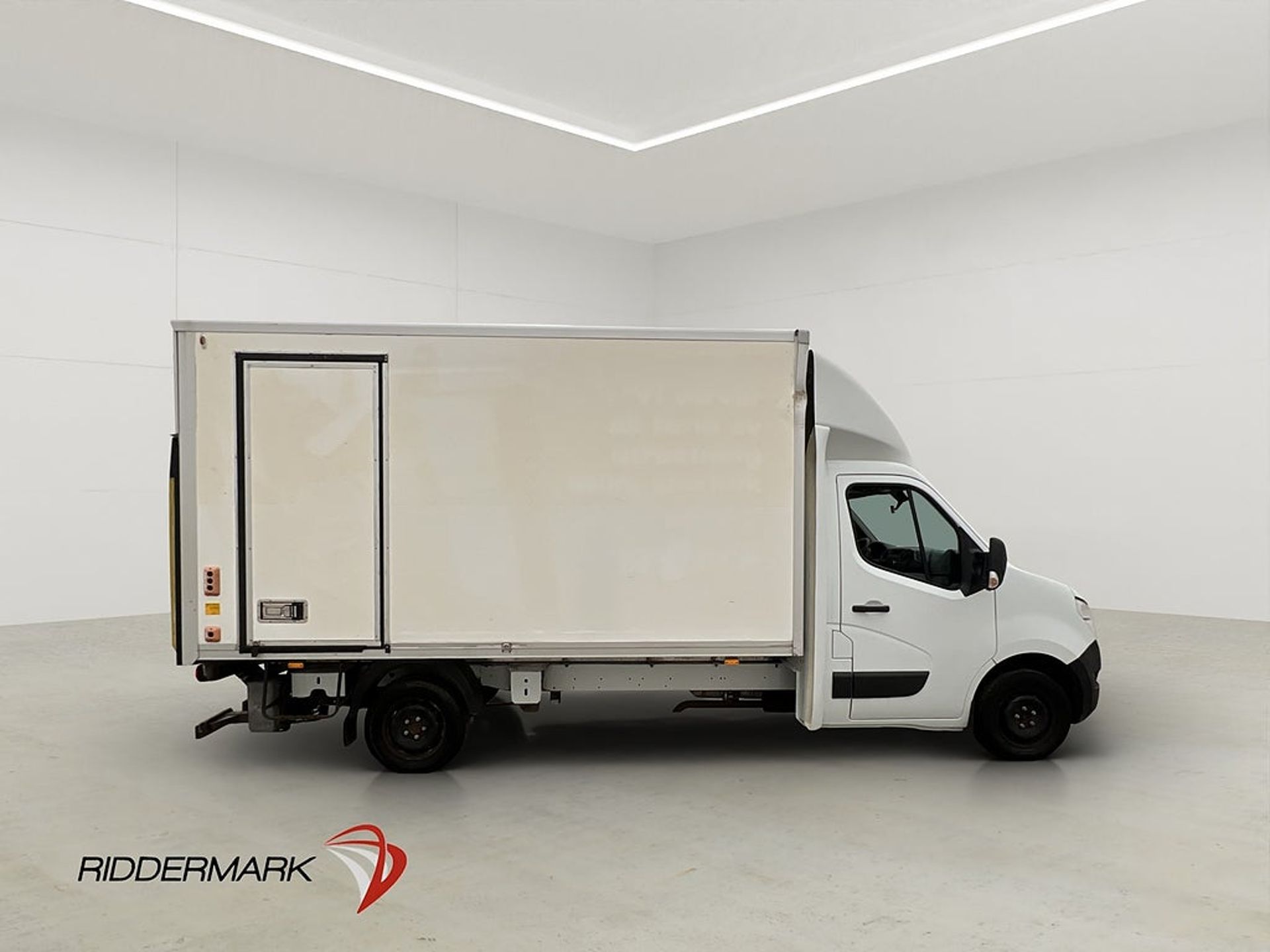 Nissan NV400 2016, bild 2/10