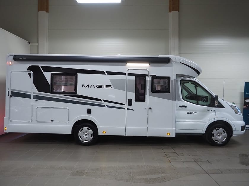 Bild 2 av Caravans International Campervan Ford
