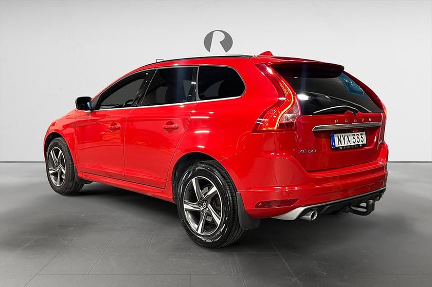 Bild 5 av Volvo XC60 D3 150 HK R-DESIGN VOC DRAG D-VÄRM PDC KAMREM BYTT 18"