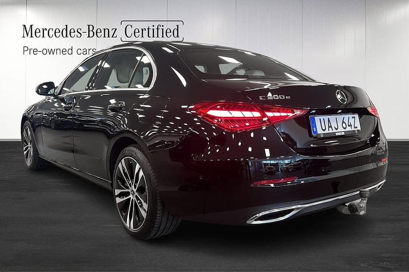 Bild 4 av Mercedes-Benz C 300 e Distronic Drag Minnestolar Dödvinkelassistent