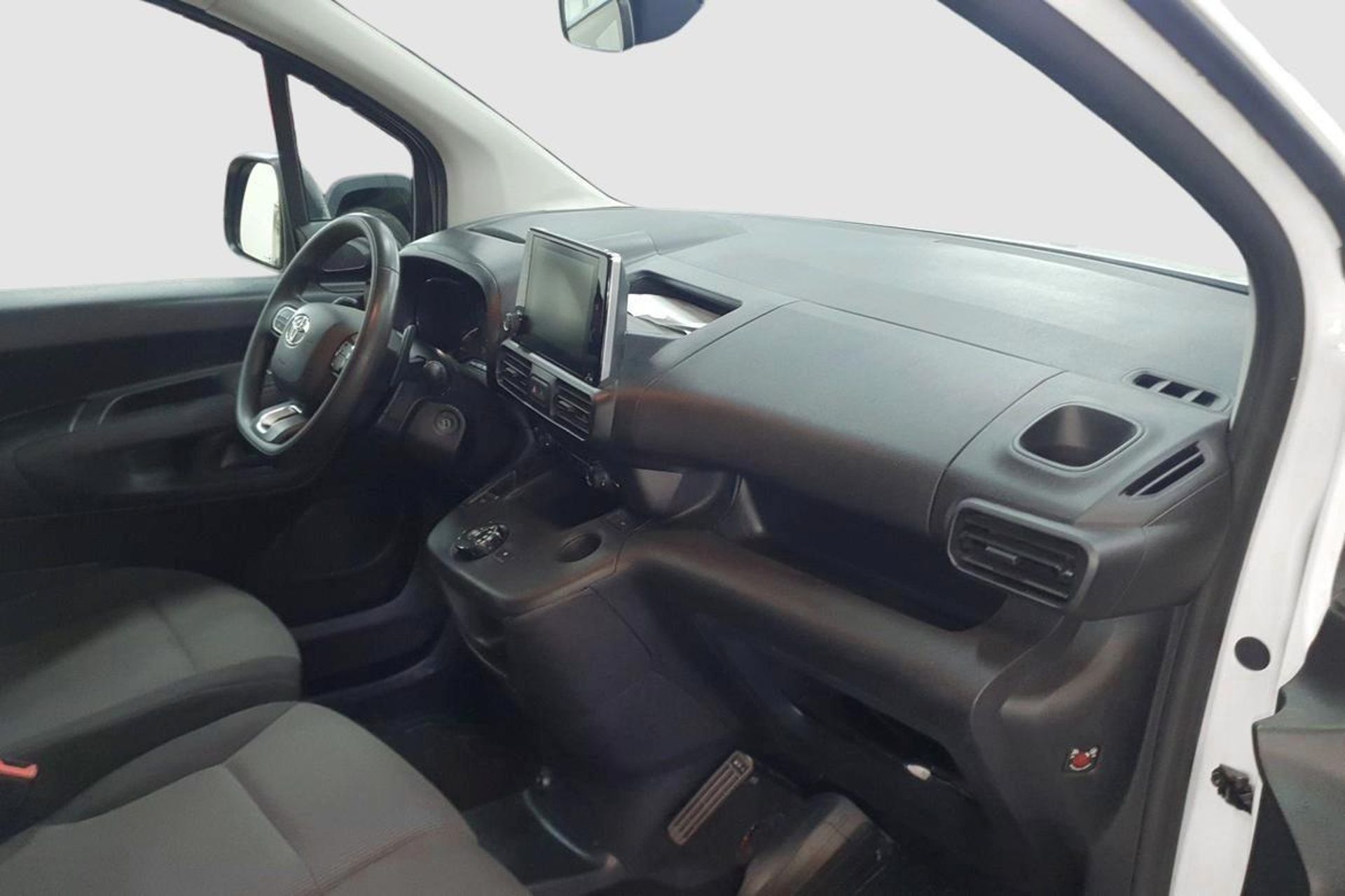 Toyota Proace City 2021, bild 6/10