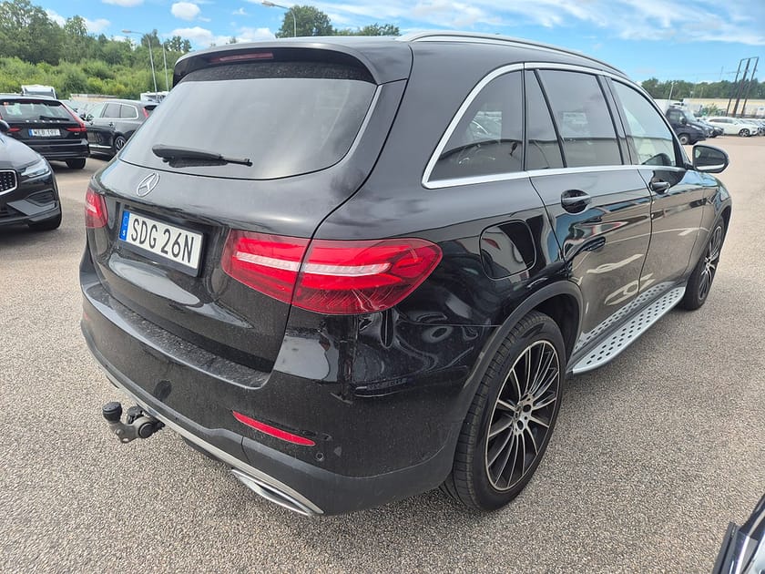Bild 4 av Mercedes-Benz GLC 220 d 4MATIC AMG SKY CDI 170HK 4x4 Panorama Läder