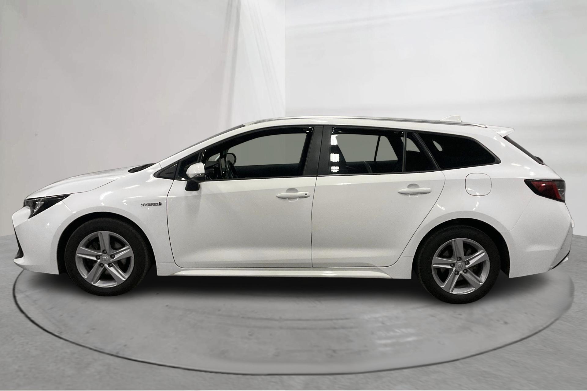 Toyota Corolla Touring Sports Hybrid 2020, kuva 2/10