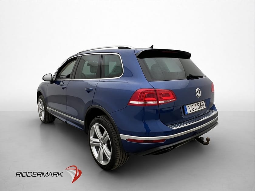 Bild 5 av Volkswagen Touareg 3.0 V6 TDI R-line Pano Dynaudio Luft Drag