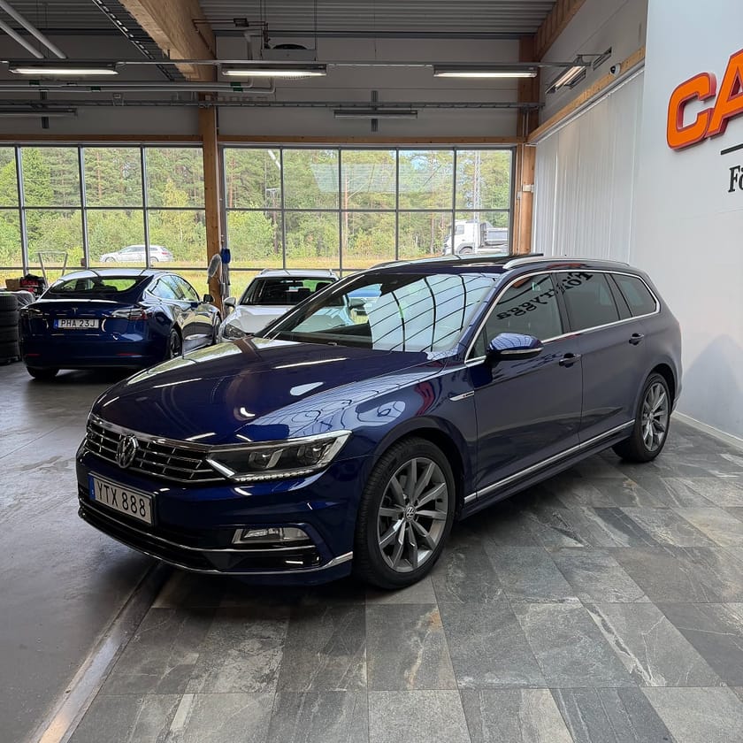 Bild 5 av Volkswagen Passat Sportscombi SC 2.0 TDI 4M GT R-Line Cockpit Pano Backkamera