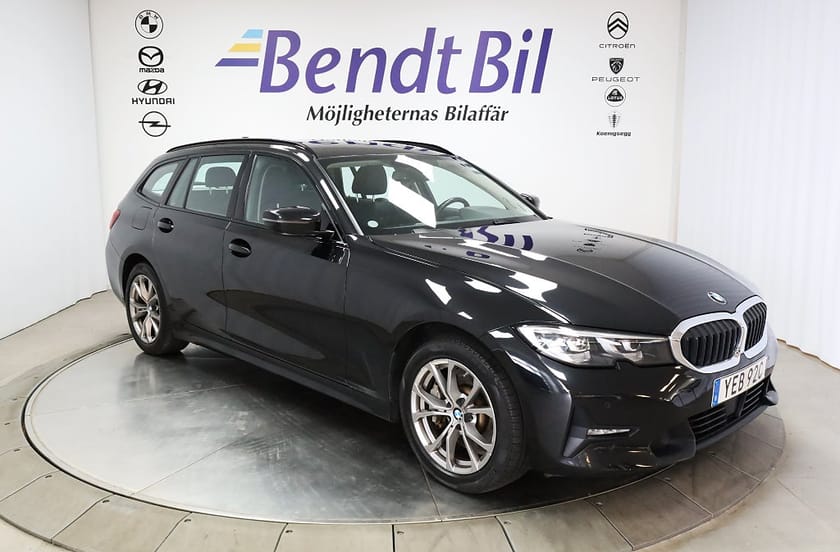 Bild 1 av BMW 330e xDrive Touring | Sport line | Drag | Adaptiv farthållar