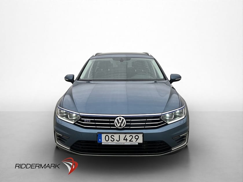 Bild 2 av Volkswagen Passat Variant GTE 218hk Värmare Kamera CarPlay Drag