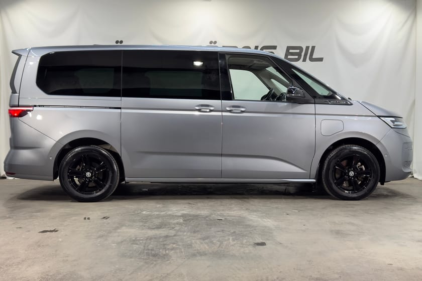 Bild 5 av Volkswagen Multivan eHybrid 4M 4MOTION LIFE PLUS DRAG 7-SITS KAMERA MOMSBIL