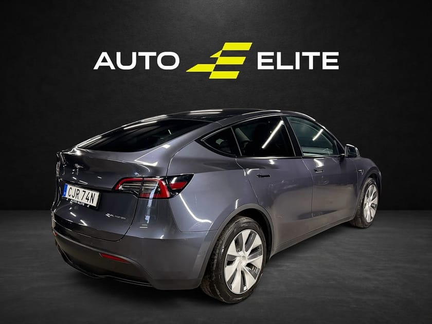Bild 5 av Tesla Model Y Long Range AWD AWD|SoV-DÄCK|AUTOPILOT|PANO|514HK|1 BRUKARE