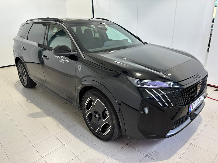 Bilde 2 av Peugeot E-5008 Dual Motor GTE 4x4 Hengerfeste, meget godt utstyrt.