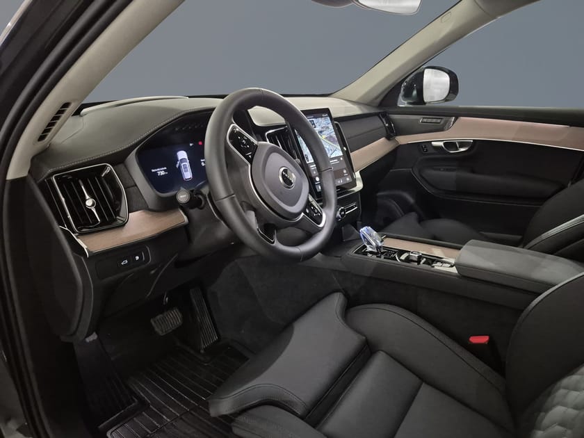 Bild 4 av Volvo XC90 T8 AWD Ultra Dark//Panoramaglastak//360-kamera//