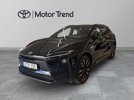 Toyota bZ4X AWD 343hk Executive JBL Panorama Demo