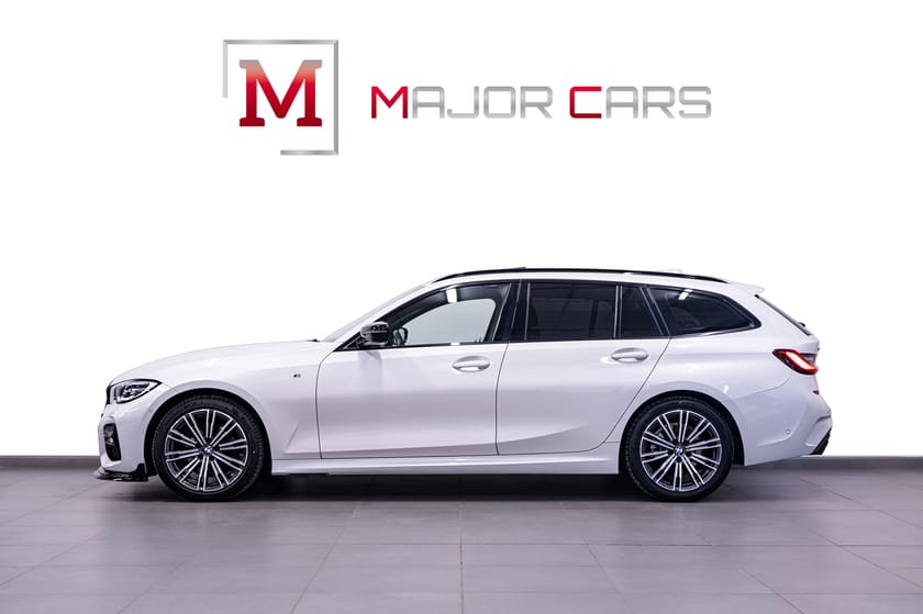 Bild 3 av BMW 320d xDrive Touring M Sport Panorama HiFi Mineralvit Drag SE SPEC
