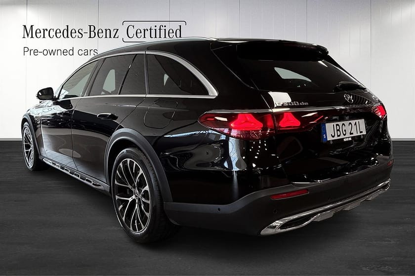 Bild 4 av Mercedes-Benz E 300 d e 4MATIC All-Terrain de 4-Matic Burmester Premium Drag