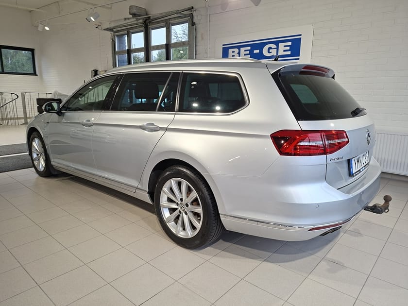 Bild 5 av Volkswagen Passat Sportscombi 2.0 TDI 190hk AWD Dragkrok Värmare Backkamera ACC