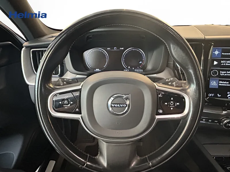 Bild 7 av 16 – Volvo XC60 B4 AWD Diesel Inscription