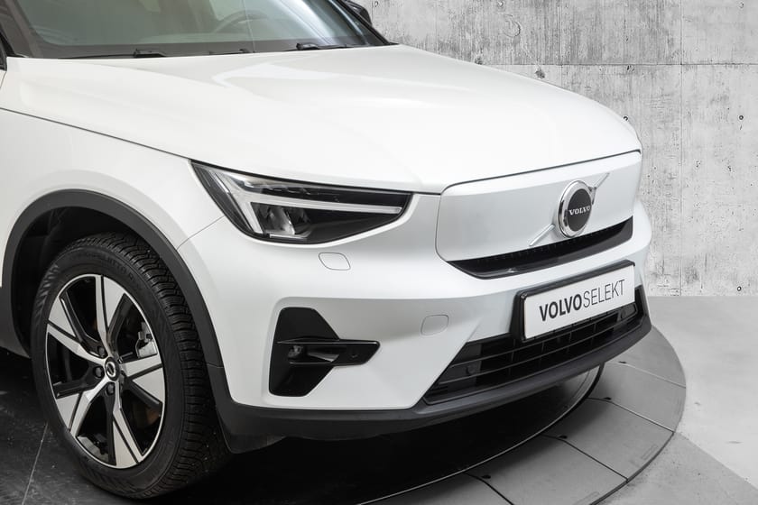 Bilde 2 av Volvo XC40 Recharge Twin Plus Hengerfeste/El.stol/Ryggekamera/AWD