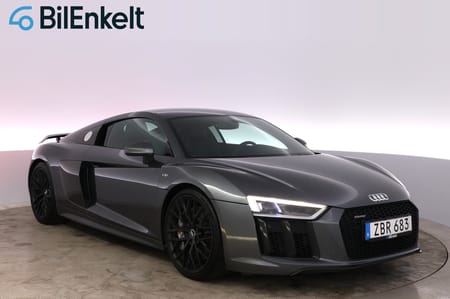 Audi R8 V10 plus