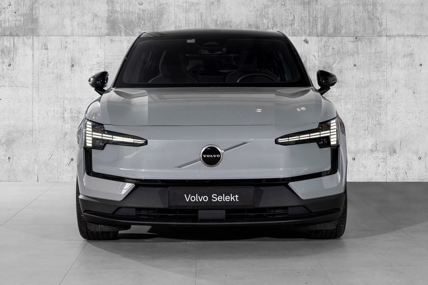 Bilde 3 av Volvo EX30 Twin Motor Performance AWD Plus - H&K lydanlegg/ Varmepumpe/ Ryggekamera