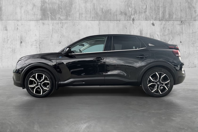 Bilde 3 av Citroën ë-C4 SHINE/ACC/RYGGEKAMERA/SKINN/EL.SETER/HEADUP/352KM