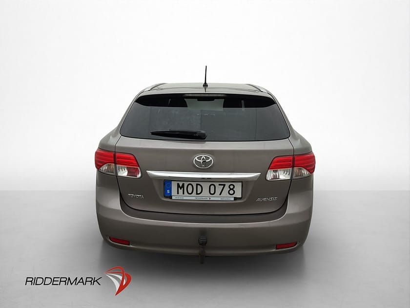 Bild 5 av Toyota Avensis Kombi 1.8 Valvematic 147hk Edt 50 Pano Kamera Drag
