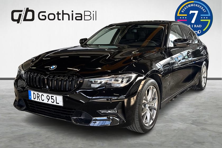 Bild 1 av BMW 330e Sedan Steptronic Sport line Carplay Navigation PDC ACC