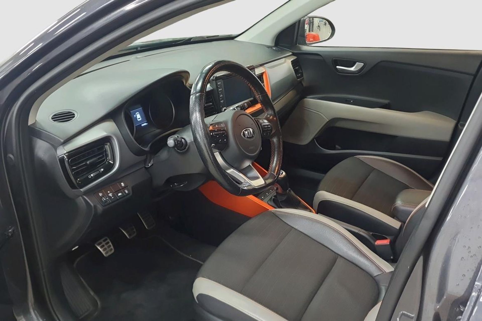 Kia Stonic 1.0-T ADVANCE 2018, bild 7/10
