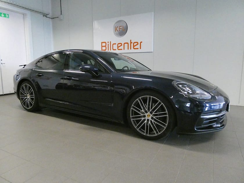 Bild 3 av Porsche Panamera 4 PDK 330HK SportChrono-360-Kolfiber-Luft-BOSE-SoV