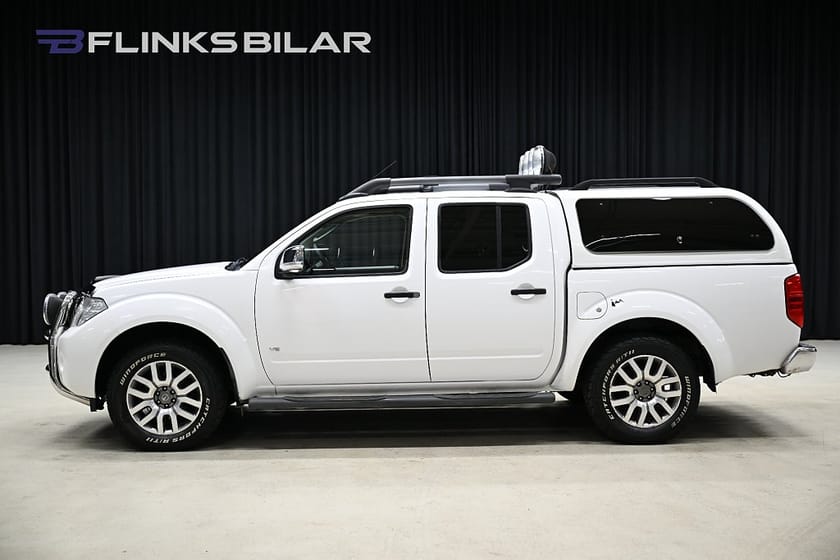 Bild 3 av Nissan Navara Dubbelhytt dCi 3.0 V6 4x4 231HK Automat|Dubbelhytt|Kåpa|RepObjekt