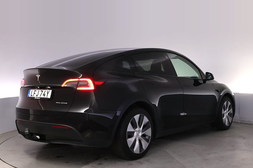 Bild 5 av Tesla Model Y Long Range AWD