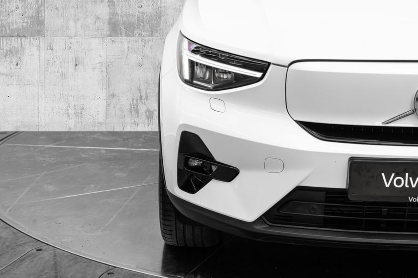 Bilde 4 av Volvo EX40 Twin Motor Performance Plus - Hengerfeste & Varmepumpe