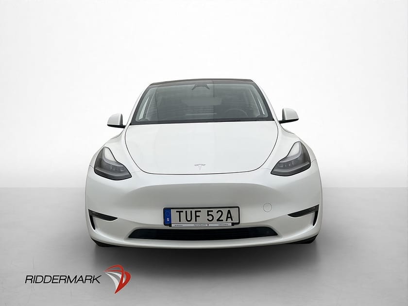 Bild 2 av Tesla Model Y Long Range AWD Drakrok Svensksåld MOMS