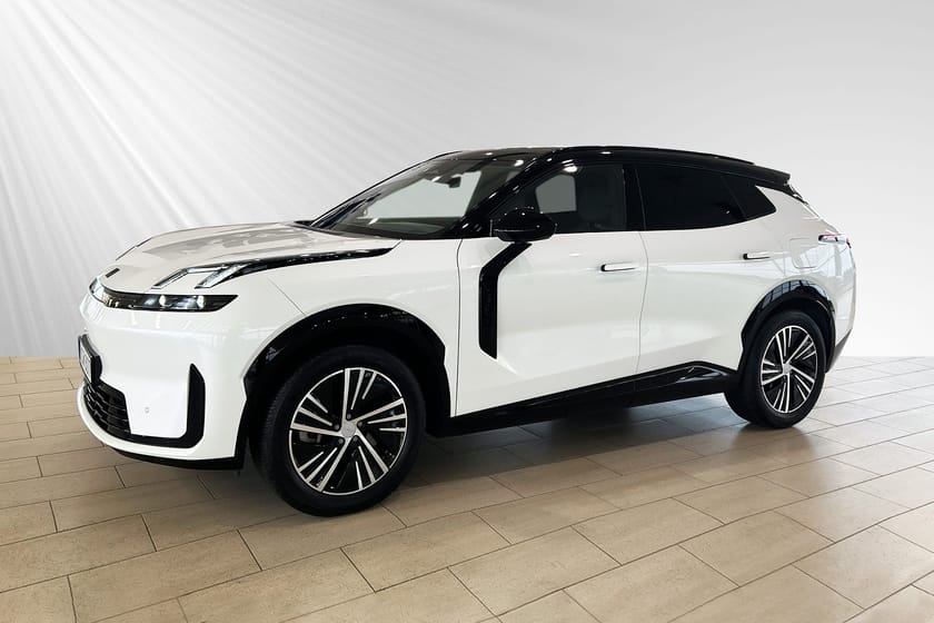 Bild 2 av Lynk & Co 08 PHEV