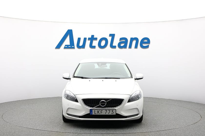 Bild 3 av Volvo V40 D2 Automat, Värmare, Sensorer, Låg skatt 120hk