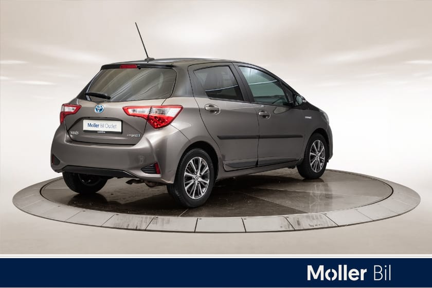 Bilde 5 av Toyota Yaris Hybrid 1,5 Active e-CVT aut