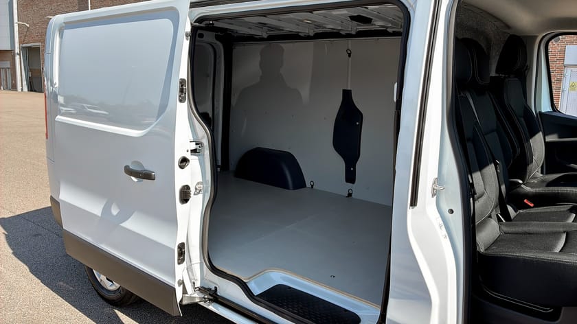 Bild 5 av Renault Trafic Skåpbil L2H1 NORDIC LINE AUTOMAT  | Lagerbil!