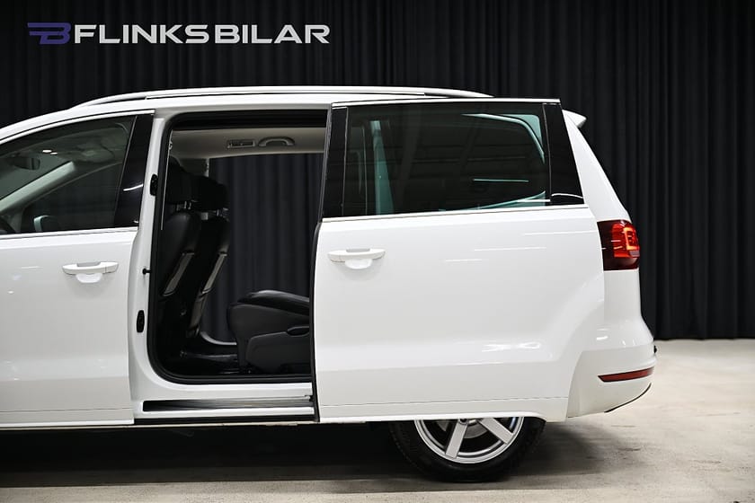 Bild 5 av Volkswagen Sharan 7-seater DSG GT 184HK 7-Sits|Drag|Värmare|Eldörrar|GPS|Backkamer