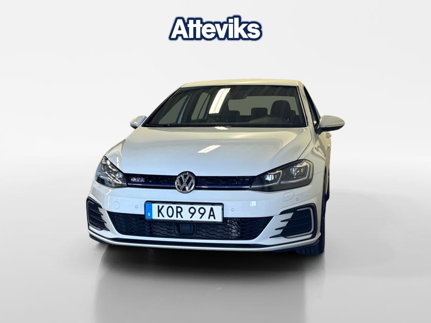 Bild 5 av Volkswagen Golf GTE / 1,4 Hybrid / Parkeringssensorer  / Led-baklj