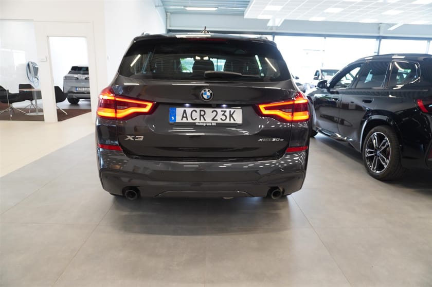 Bild 5 av BMW X3 xDrive30e M-Sport Navi Drag Innovation Head-Up Adaptiva LED