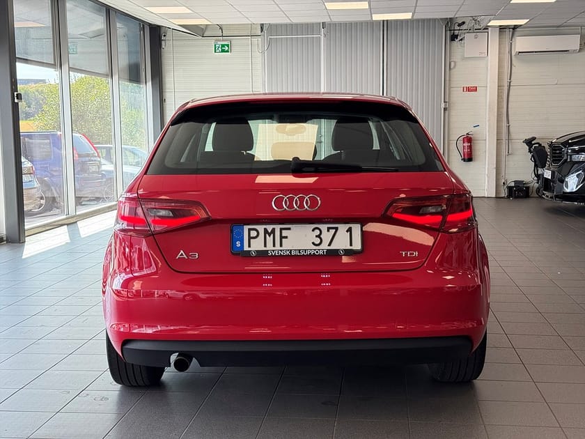 Bild 3 av Audi A3 Sportback 1.6 TDI Ultra Attraction 110hk