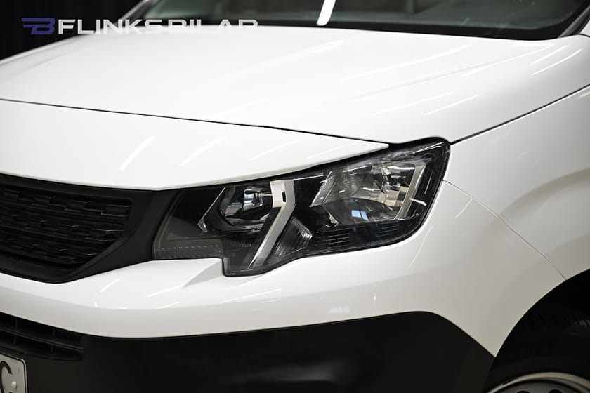 Bild 3 av Peugeot Partner Utökad Last 1.5 102HK L2 Inredning|Drag|Värmare|EnÄgare|M-Värmare