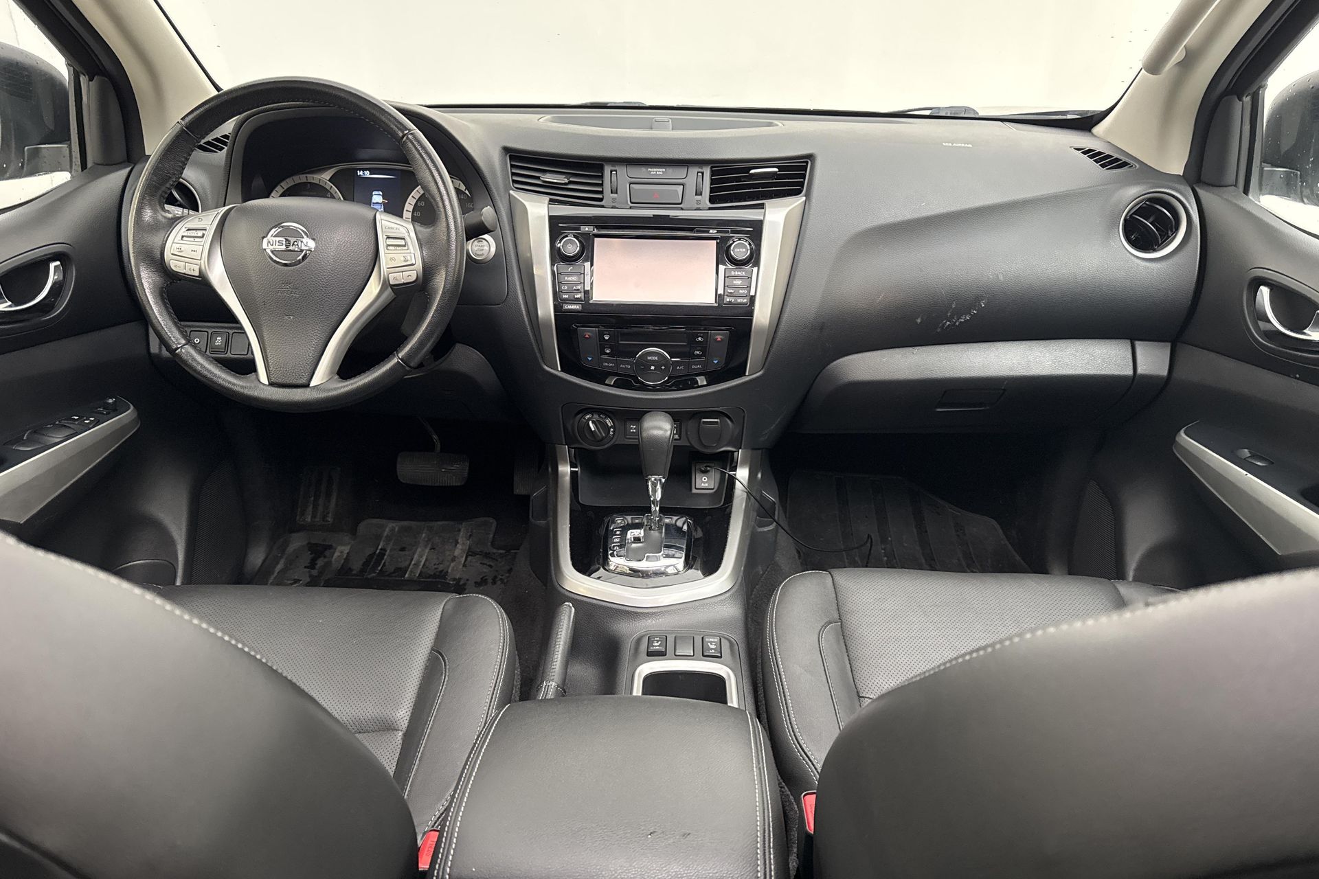 Nissan Navara Dubbelhytt 2.3 dCi 4WD 2018, bild 7/10
