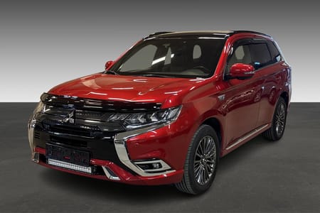 Mitsubishi Outlander PHEV S Edition, el-bakluke, rattvarme, krok, skinn, soltak