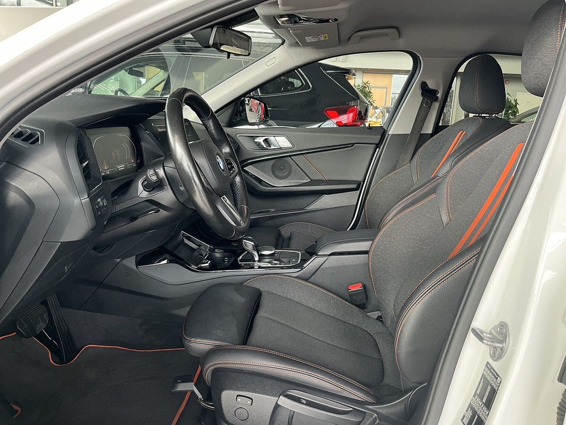 BMW 118 2020, kuva 5/10