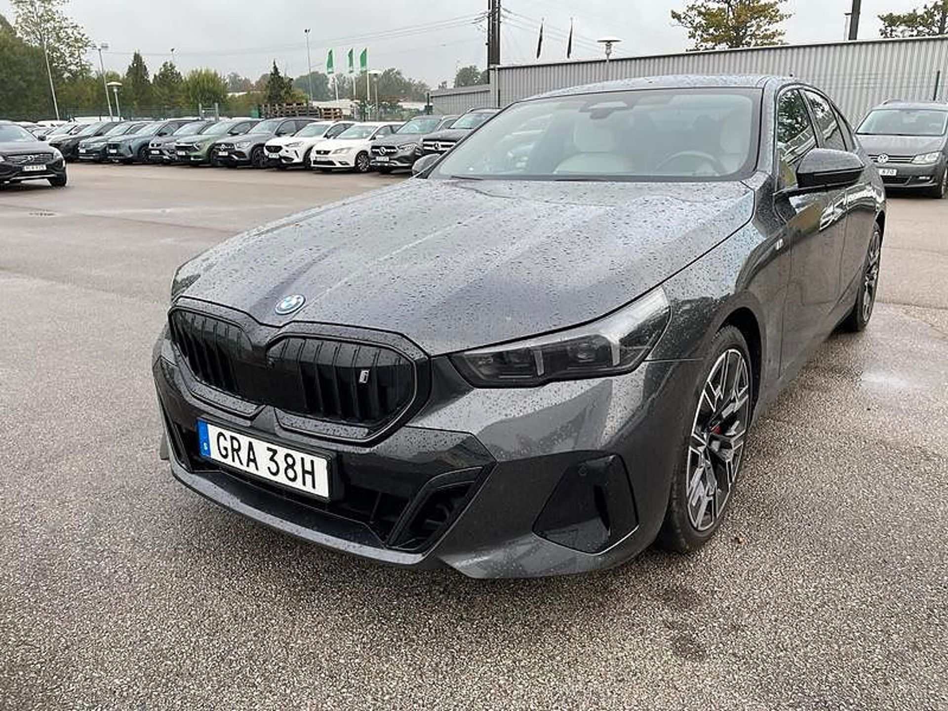 BMW i5
