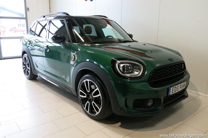 Bild 3 av MINI Countryman Cooper SE ALL4 S E JCW 220hk PHEV V-Hjul
