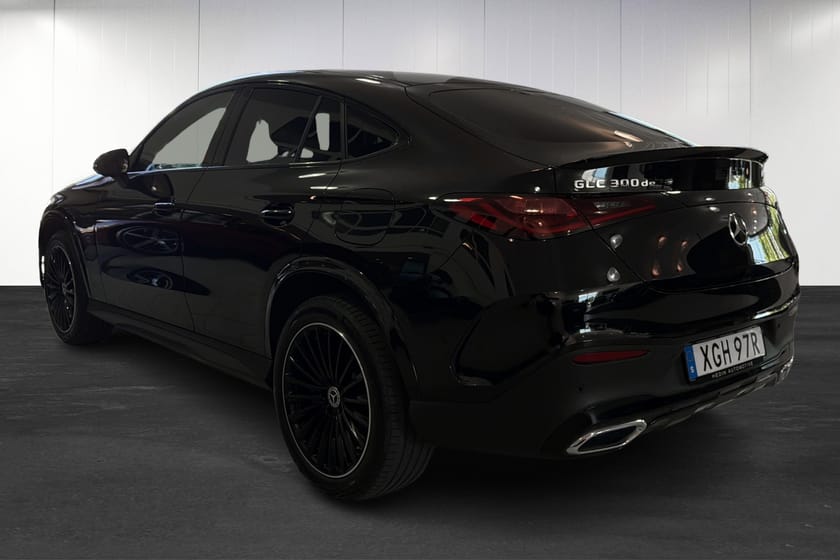 Bild 3 av Mercedes-Benz GLC 300 d e Coupé 4MATIC de AMG Line / Förarassistans / Drag