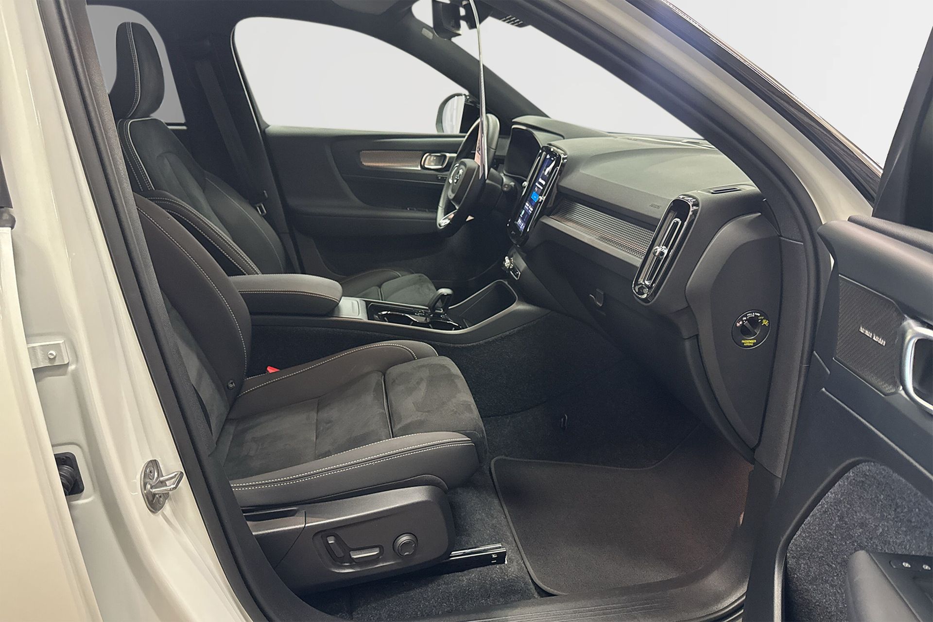 Volvo EX40 2026, bild 5/10